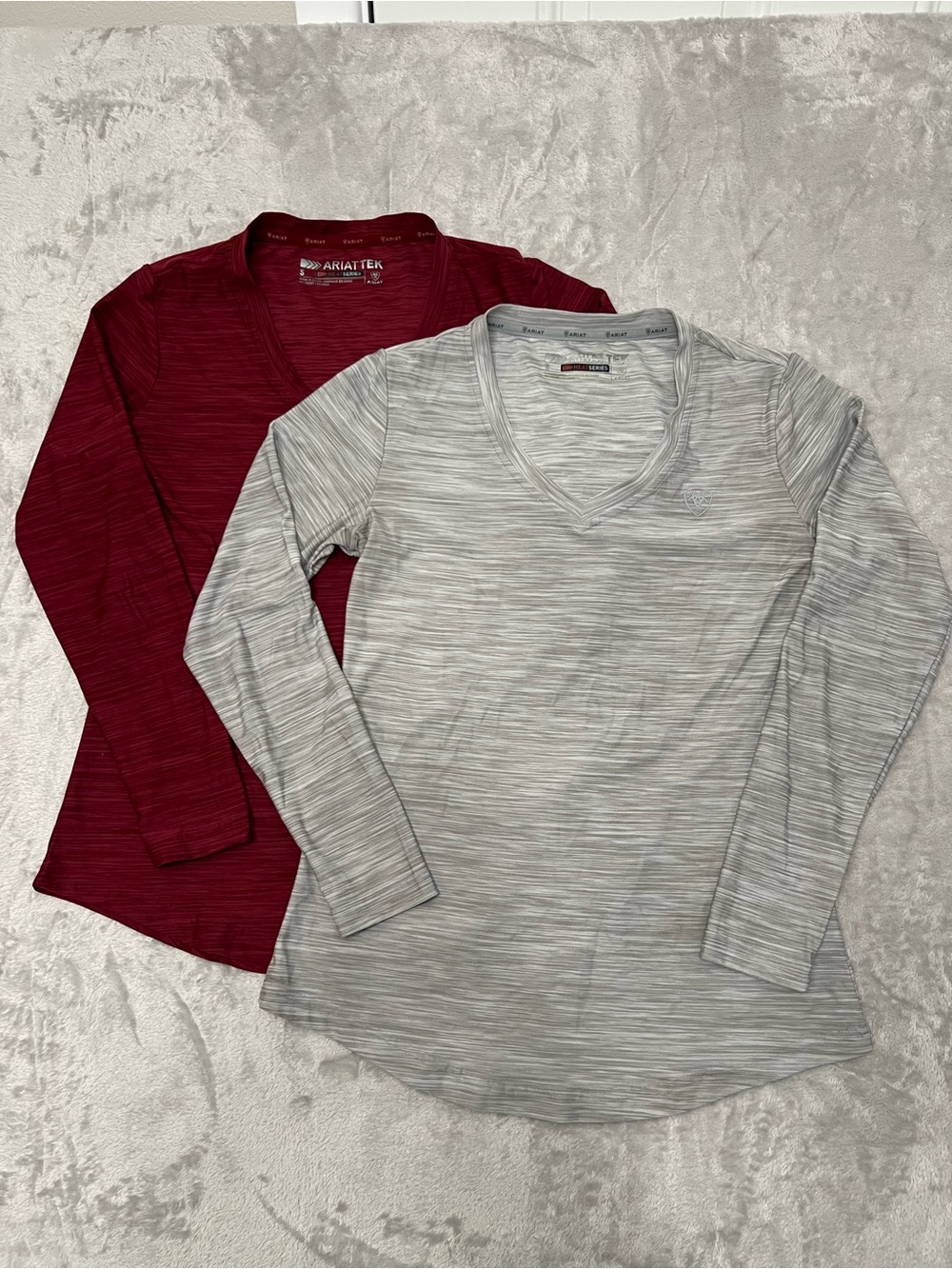 Ariat Tek Women's Long Sleeve Top - Heat Series Red/Gray - Size Small - Set Of 2
